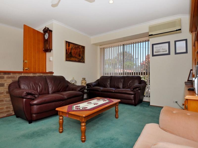 7 Vance Close, Kingsley WA 6026