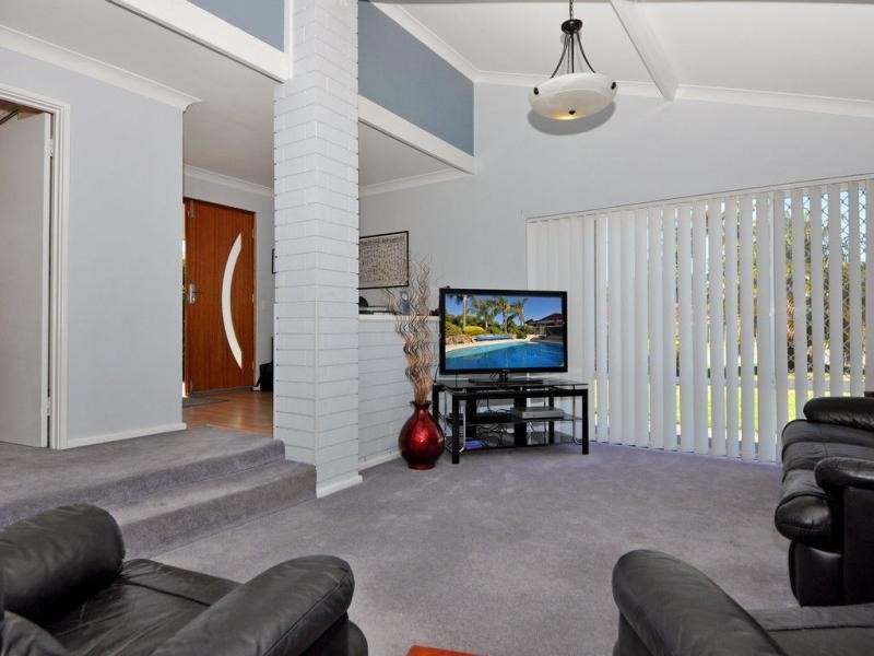 6 Lorne Road, Duncraig WA 6023