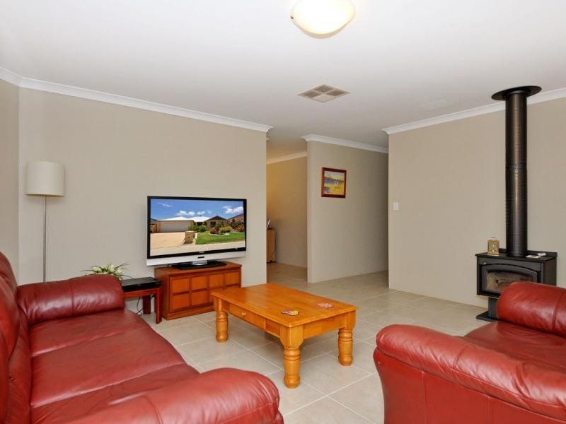 9 Pascal Mews, Ridgewood WA 6030