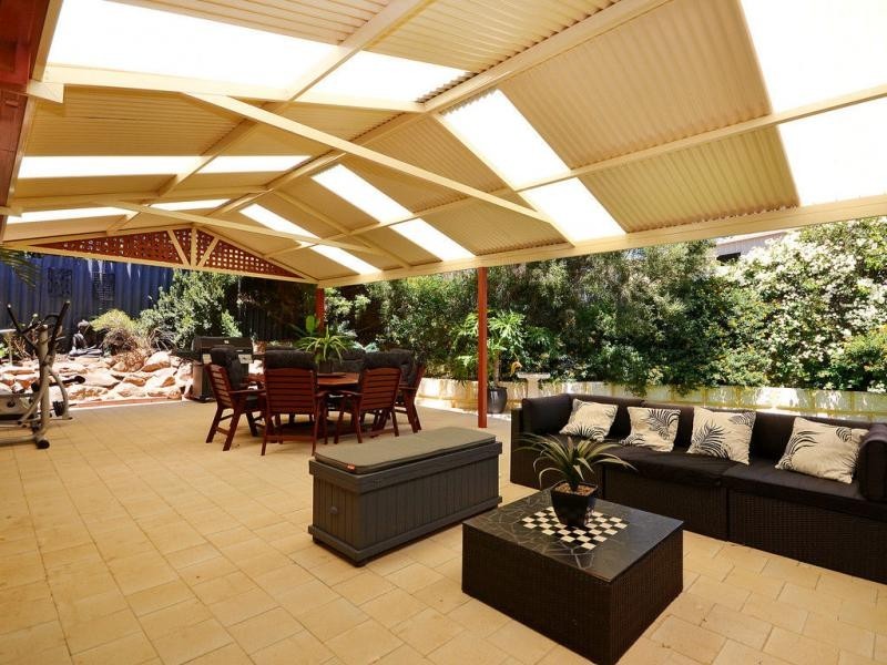 25 Bracadale Avenue, Duncraig WA 6023