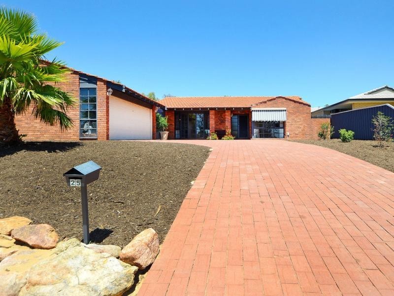 25 Bracadale Avenue, Duncraig WA 6023