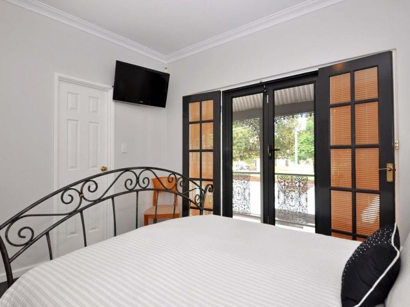 4C Stuart Street, Perth WA 6000