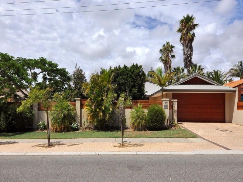 12 Doveridge Drive, Duncraig WA 6023