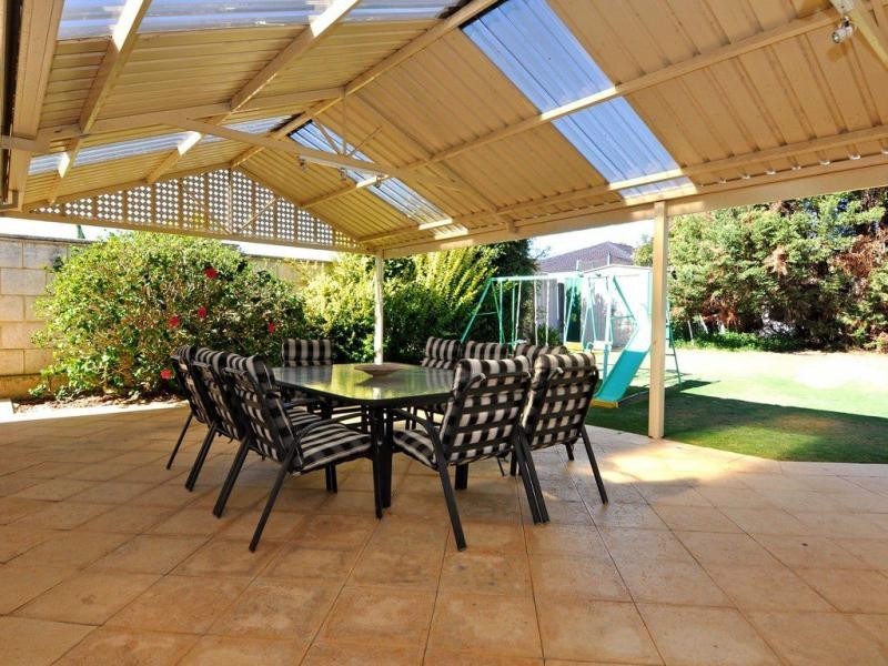 12 Doveridge Drive, Duncraig WA 6023
