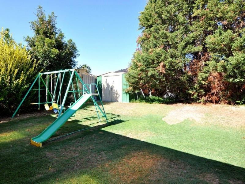 12 Doveridge Drive, Duncraig WA 6023