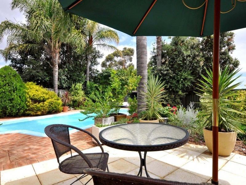 11 Hartley Court, Greenwood WA 6024