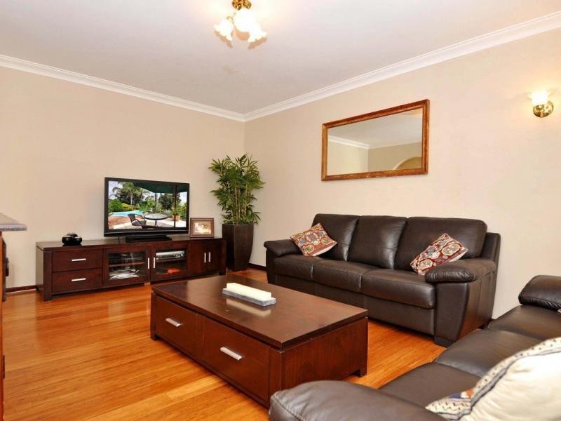 11 Hartley Court, Greenwood WA 6024