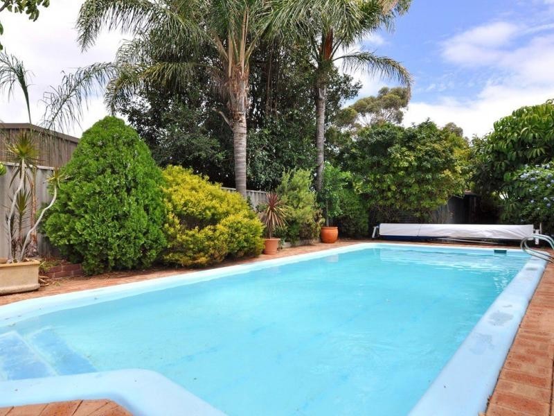 11 Hartley Court, Greenwood WA 6024