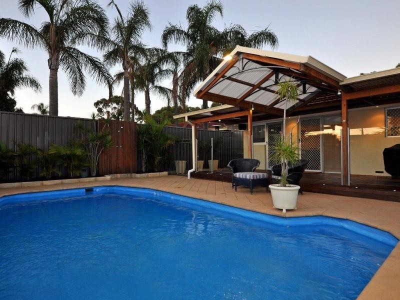 9 Pentland Avenue, Duncraig WA 6023