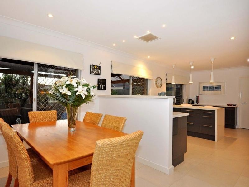 9 Pentland Avenue, Duncraig WA 6023