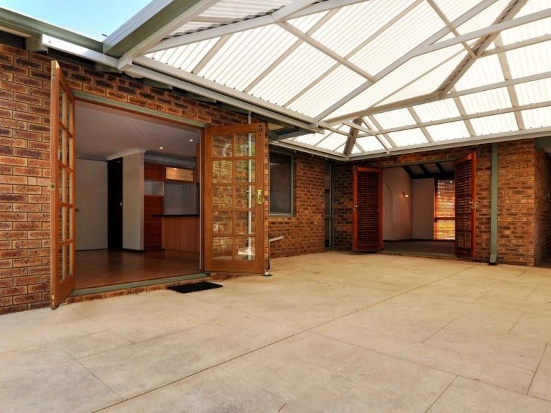 27 Hilarion Road, Duncraig WA 6023