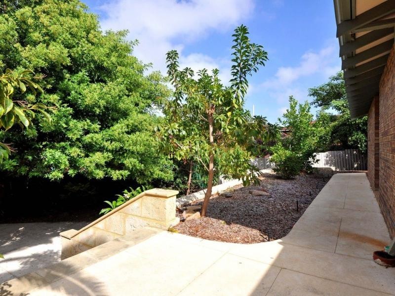 27 Hilarion Road, Duncraig WA 6023