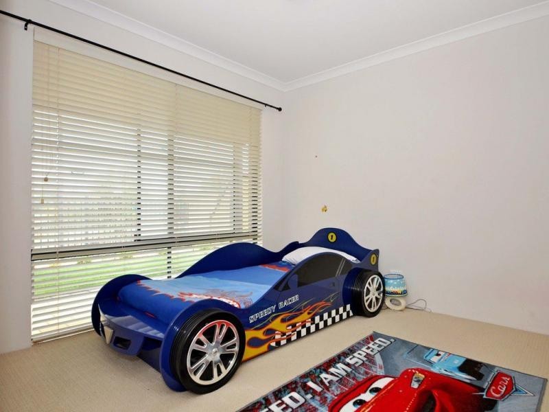 6 Ripplevale Circle, Carramar WA 6031