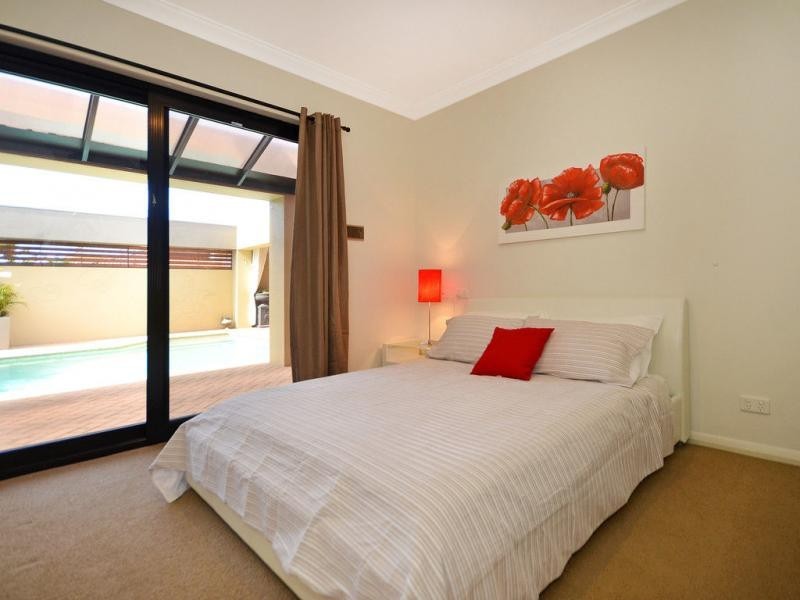 5 Maple Mews, Duncraig WA 6023