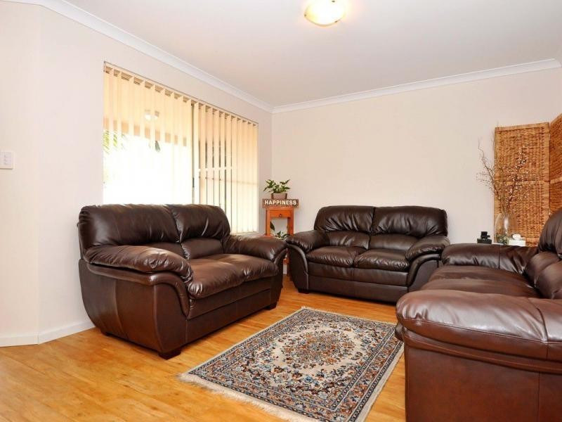 16 Kilmarnock Loop, Kinross WA 6028