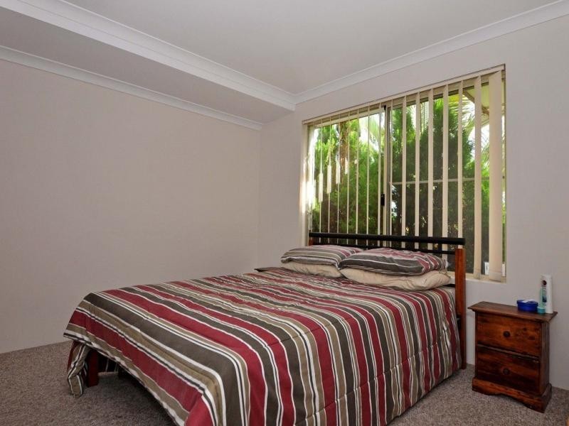 16 Kilmarnock Loop, Kinross WA 6028