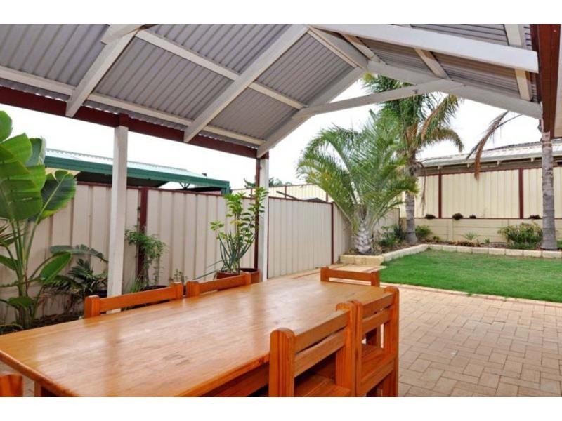 16 Kilmarnock Loop, Kinross WA 6028