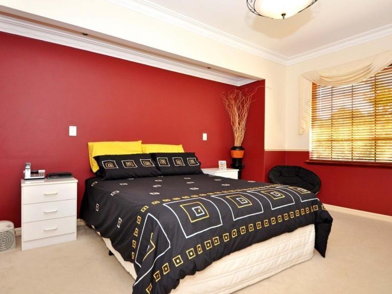 6 Baroola Place, Ocean Reef WA 6027