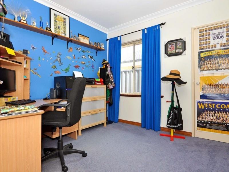 6 Baroola Place, Ocean Reef WA 6027