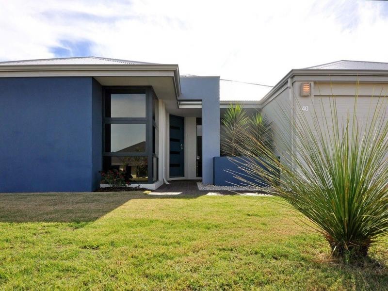 40 Lynella Circuit, Banksia Grove WA 6031