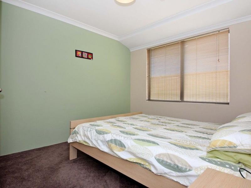 40 Lynella Circuit, Banksia Grove WA 6031