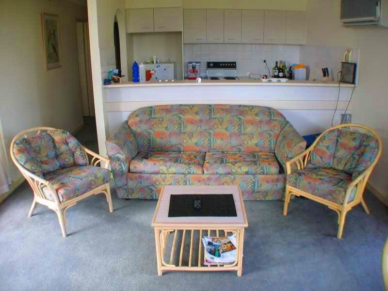 409/18 Hanlan Street, Surfers Paradise QLD 4217