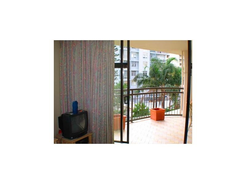 409/18 Hanlan Street, Surfers Paradise QLD 4217