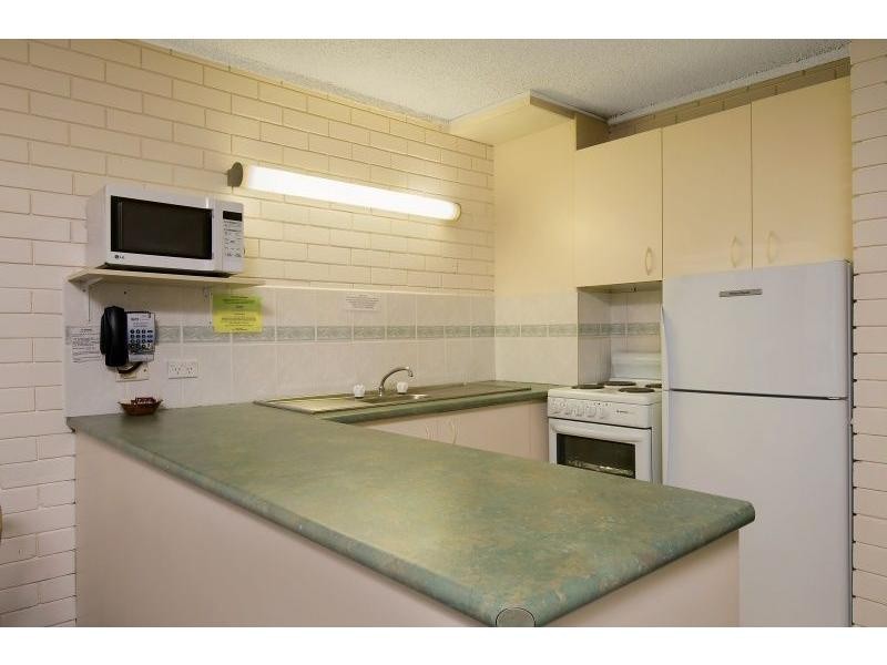 10/24 Trickett Street, Surfers Paradise QLD 4217