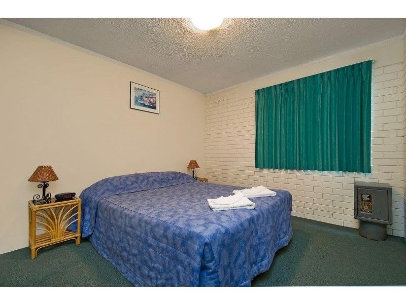 10/24 Trickett Street, Surfers Paradise QLD 4217