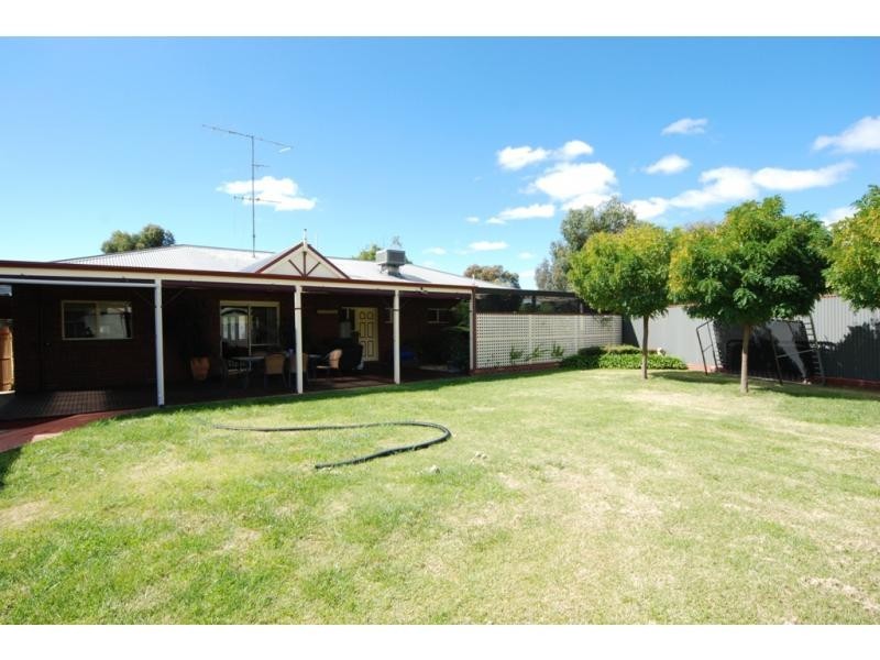 6 Stephen Court, Maiden Gully VIC 3551