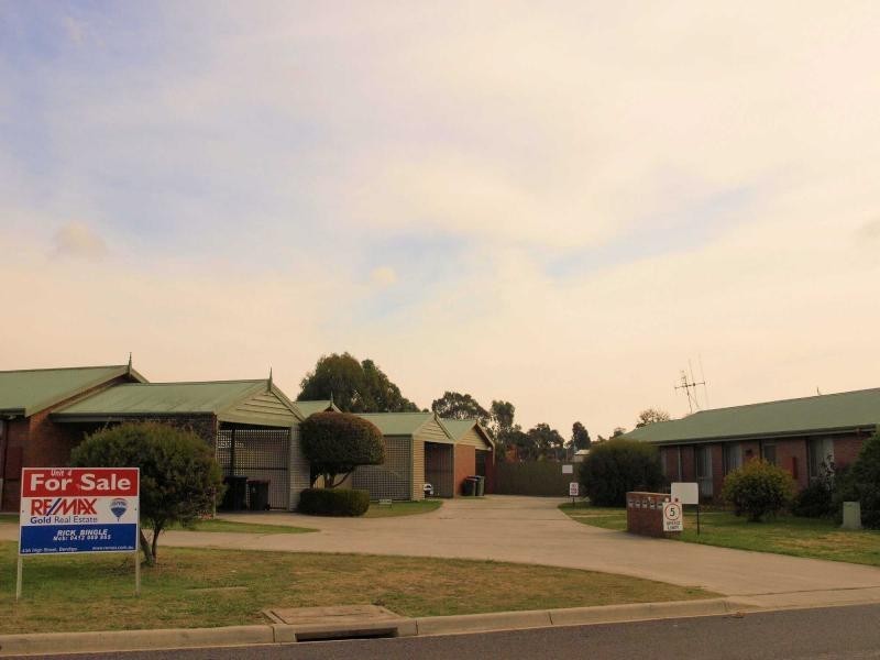 Unit 4/1 Hospital Road, Heathcote VIC 3523