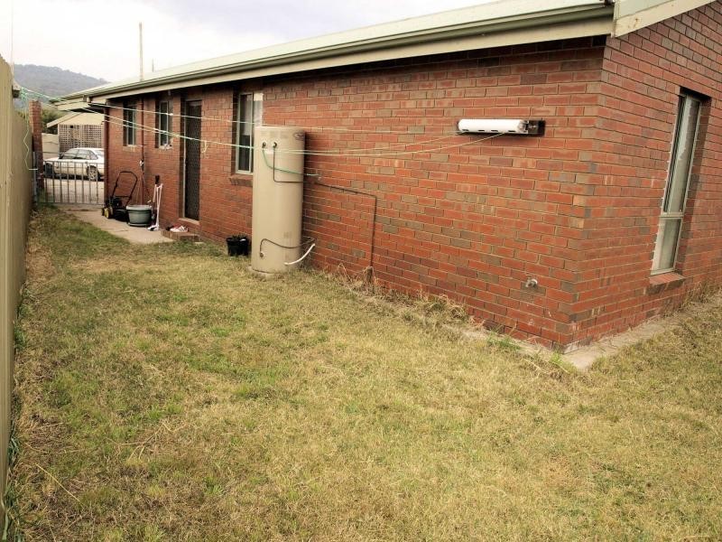 Unit 4/1 Hospital Road, Heathcote VIC 3523