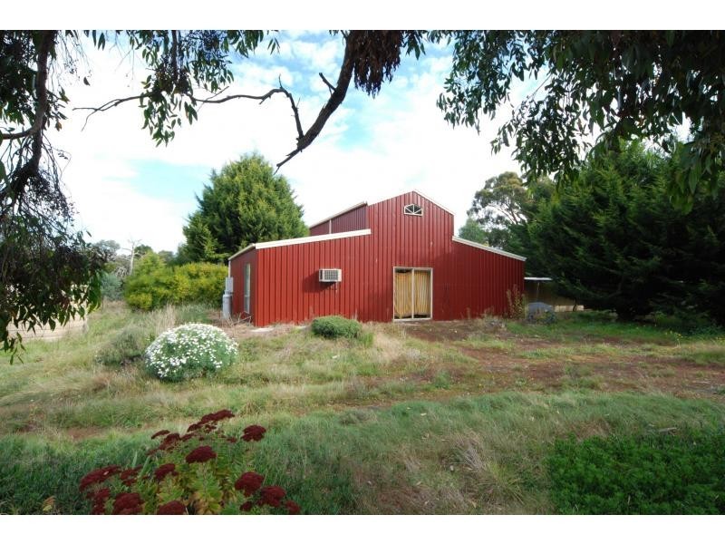 60 Fryes Road, Elphinstone VIC 3448