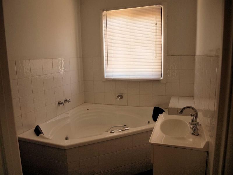 90 Cahills Lane, Heathcote VIC 3523