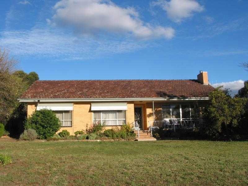 77 Godfrey Street, Wedderburn VIC 3518