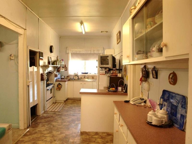 2 Caldwell Street, Heathcote VIC 3523