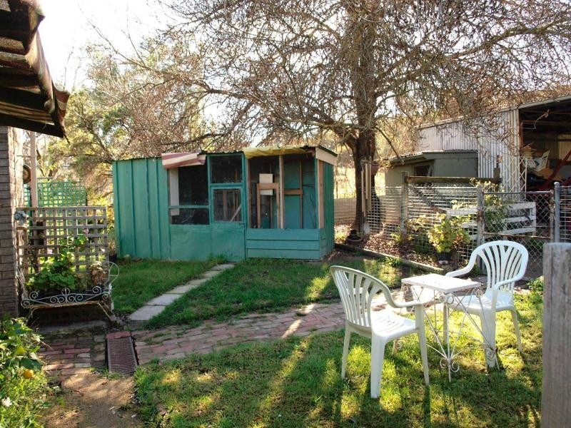 2 Caldwell Street, Heathcote VIC 3523