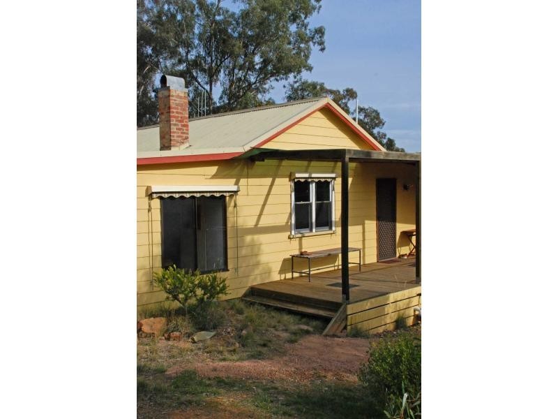 107 Kangaroo Gully Road, Kangaroo Flat VIC 3555