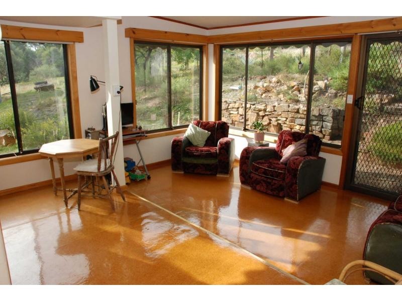 107 Kangaroo Gully Road, Kangaroo Flat VIC 3555