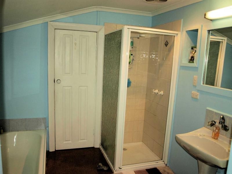 49 Ebden Street, Heathcote VIC 3523