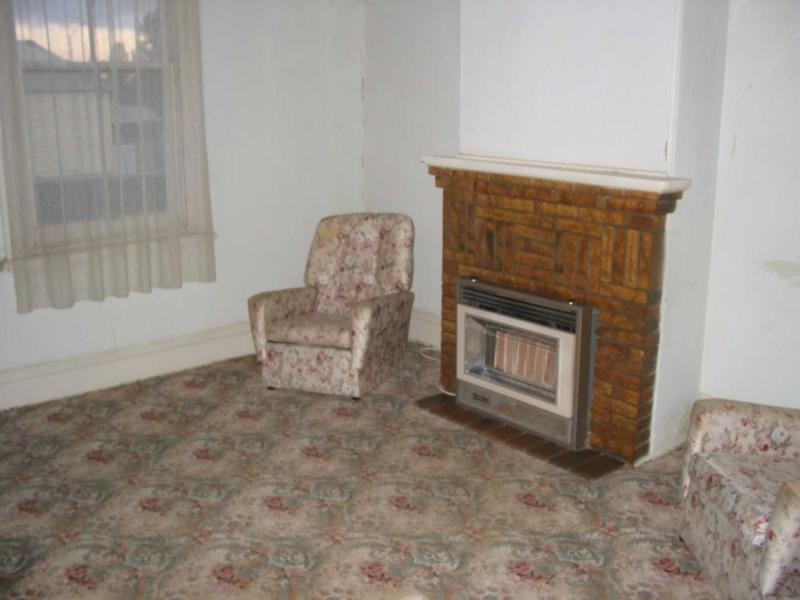 6 Cuneen Street, Long Gully VIC 3550