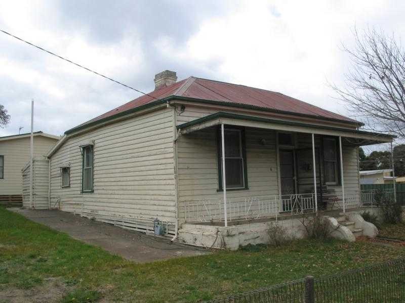 6 Cuneen Street, Long Gully VIC 3550