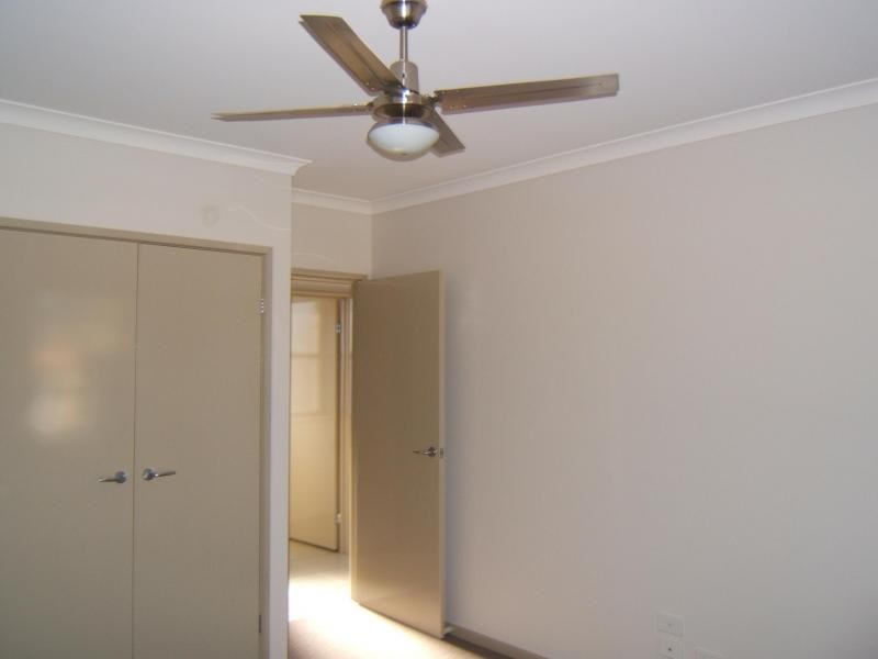 Unit 1/72 Averys Road, California Gully VIC 3556
