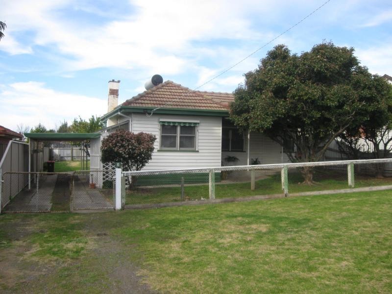 2 Leslie Street, Eaglehawk VIC 3556