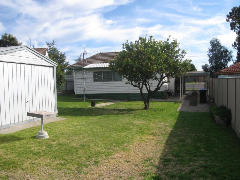 2 Leslie Street, Eaglehawk VIC 3556