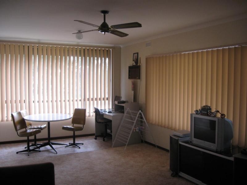 1/2 Sandhurst Road, California Gully VIC 3556