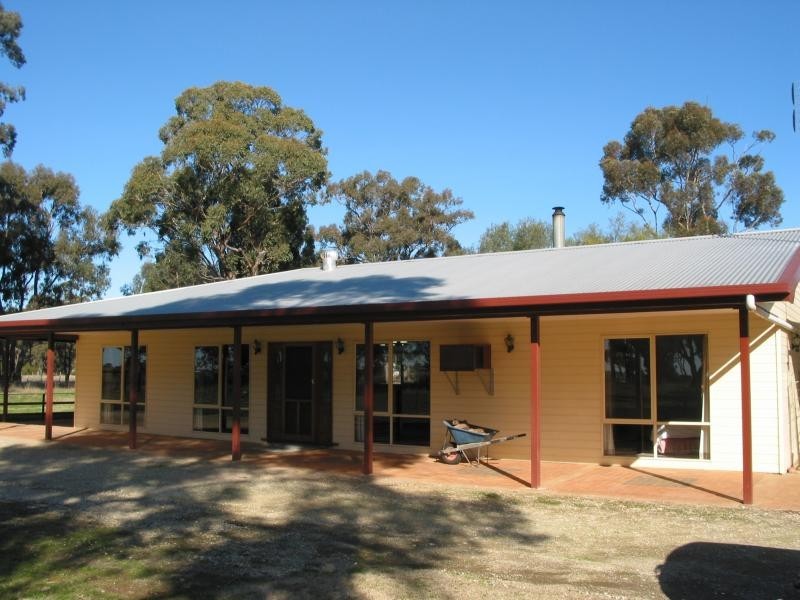 10 Somerset Lane, Newbridge VIC 3551