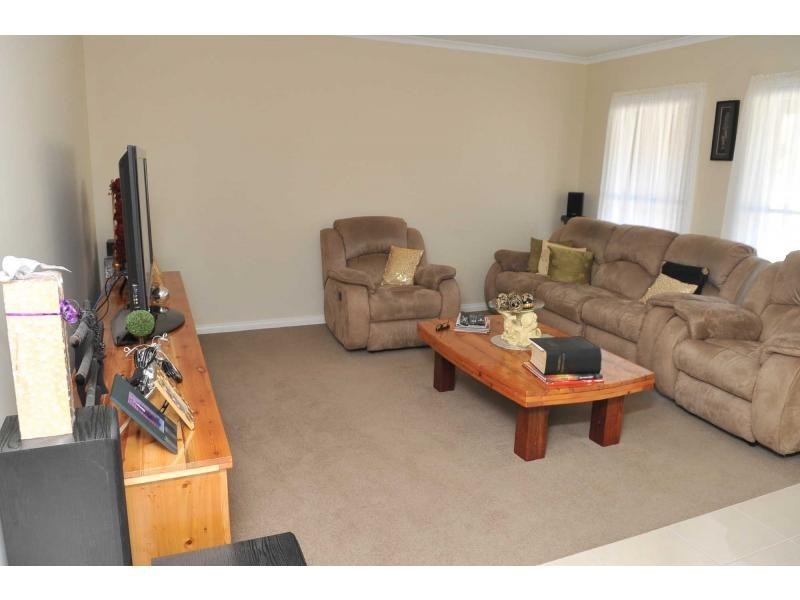 2 Skibo Heights, White Hills VIC 3550