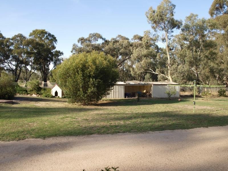 2230 Northern Highway, Toolleen VIC 3551