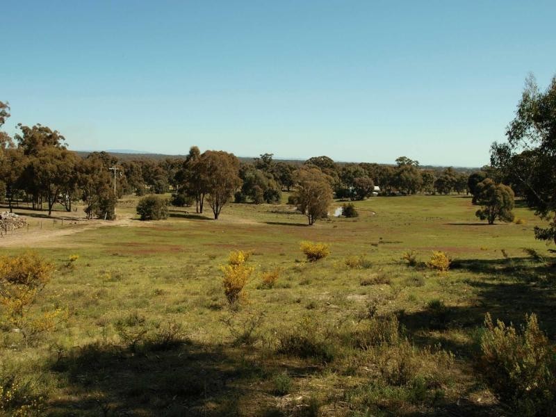 43 Codes Lane, Heathcote VIC 3523
